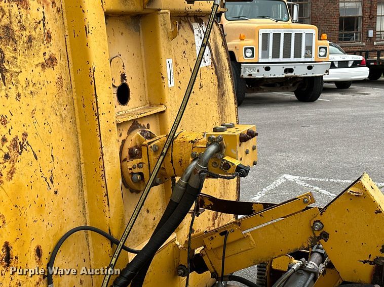 image for item LR9645 Alamo Industrial  batwing rotary mower