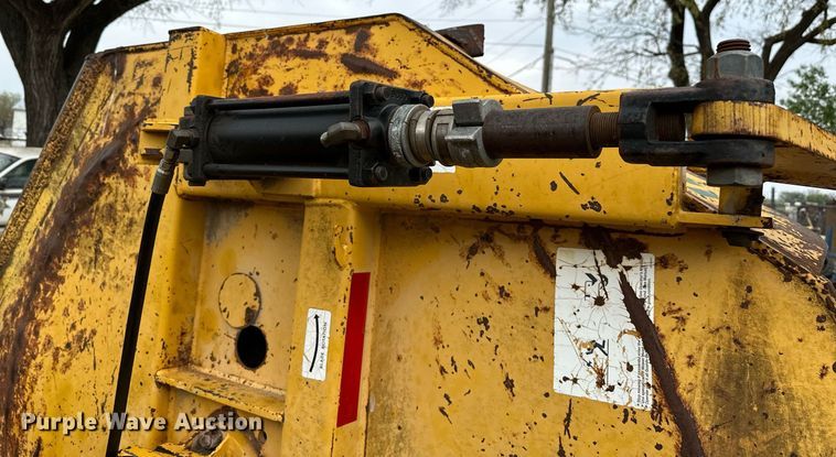 image for item LR9645 Alamo Industrial  batwing rotary mower