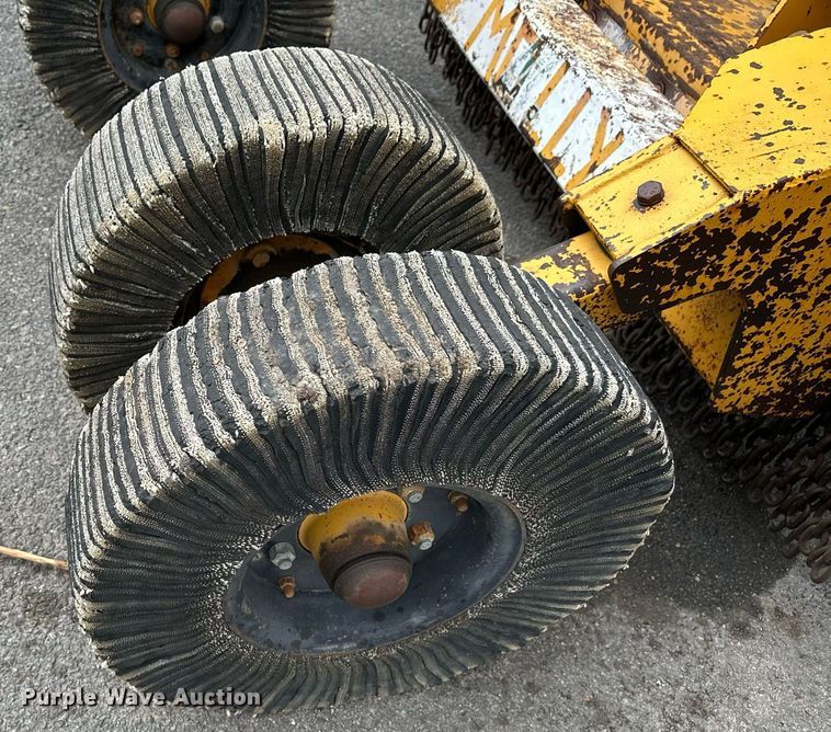 image for item LR9645 Alamo Industrial  batwing rotary mower