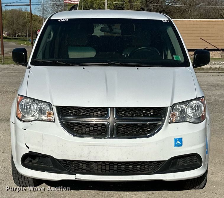 image for item LR9647 2017 Dodge Grand Caravan  handicap accessible van