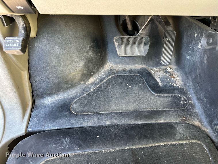 image for item LR9647 2017 Dodge Grand Caravan  handicap accessible van