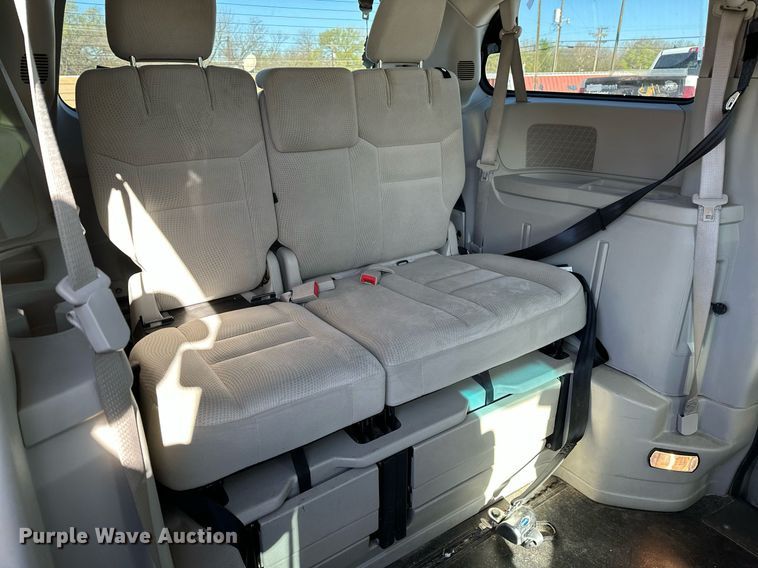 image for item LR9647 2017 Dodge Grand Caravan  handicap accessible van
