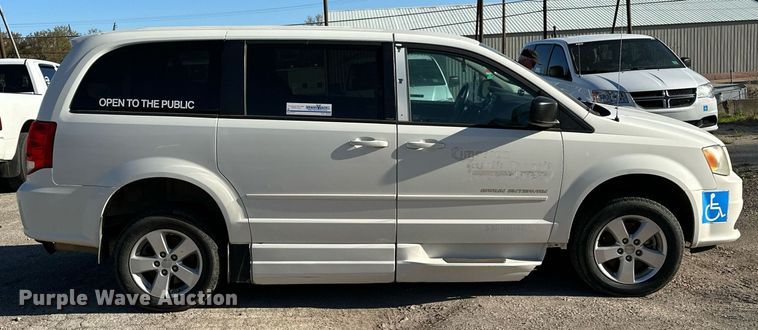 image for item LR9648 2013 Dodge Grand Caravan  handicap accessible van
