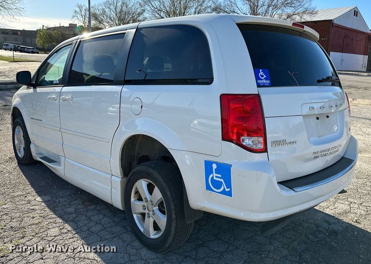 image for item LR9648 2013 Dodge Grand Caravan  handicap accessible van