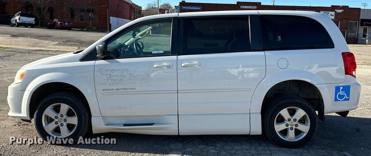 image for item LR9648 2013 Dodge Grand Caravan  handicap accessible van