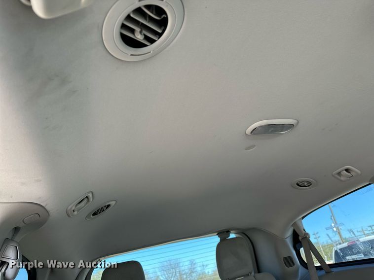 image for item LR9648 2013 Dodge Grand Caravan  handicap accessible van