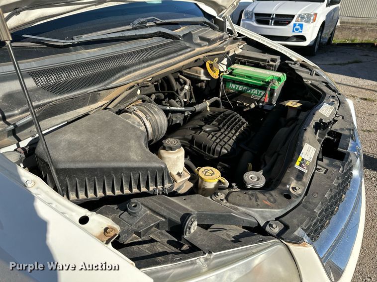 image for item LR9648 2013 Dodge Grand Caravan  handicap accessible van