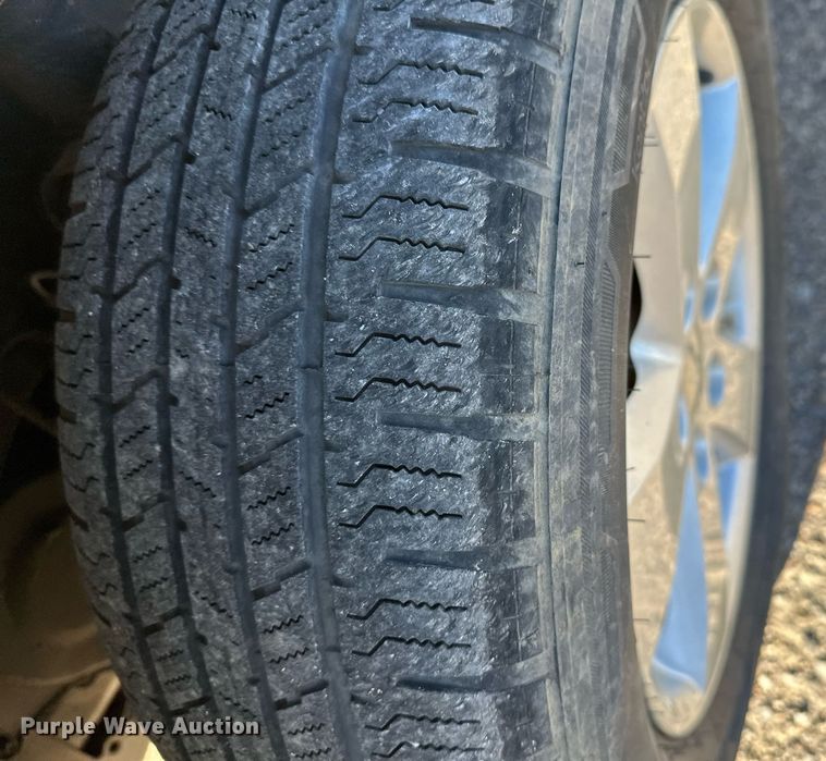 image for item LR9648 2013 Dodge Grand Caravan  handicap accessible van