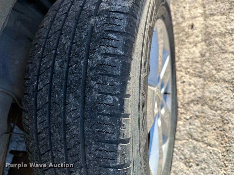 image for item LR9648 2013 Dodge Grand Caravan  handicap accessible van