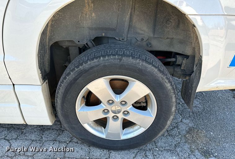 image for item LR9648 2013 Dodge Grand Caravan  handicap accessible van
