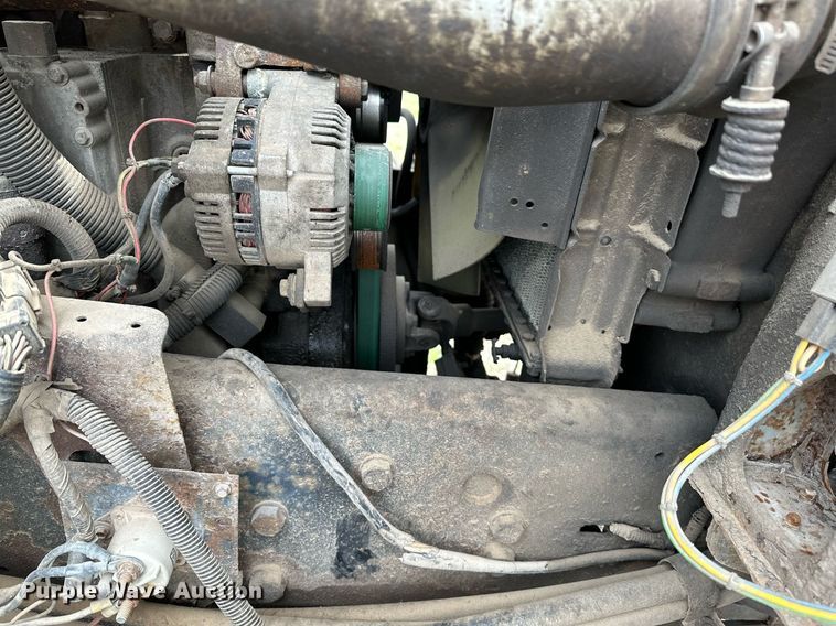 image for item LR9653 1993 Ford FT900  dump truck