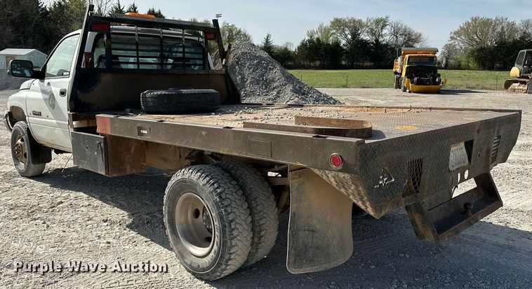 image for item LR9654 1998 Dodge Ram 3500  flatbed pickup truck