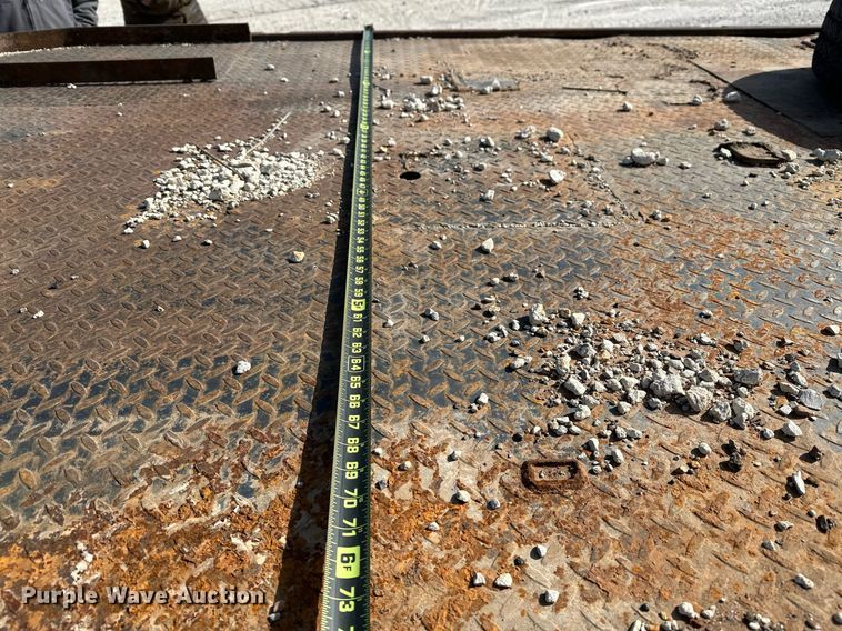 image for item LR9654 1998 Dodge Ram 3500  flatbed pickup truck