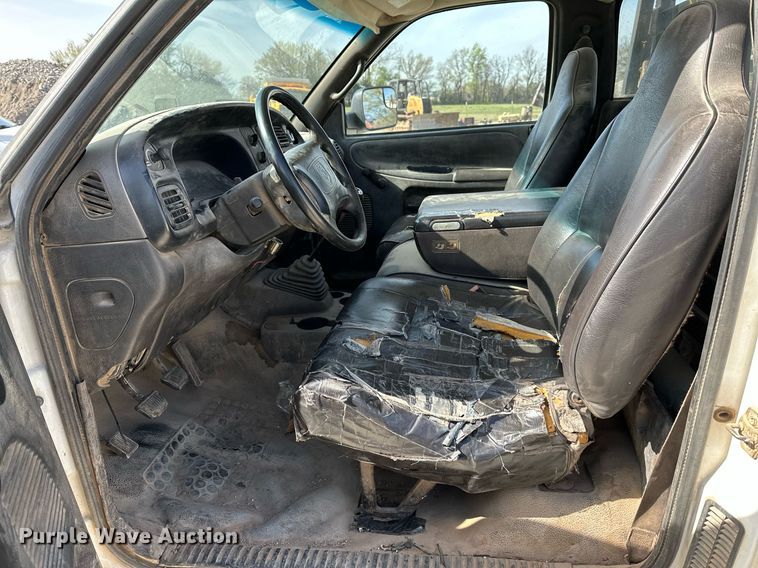 image for item LR9654 1998 Dodge Ram 3500  flatbed pickup truck