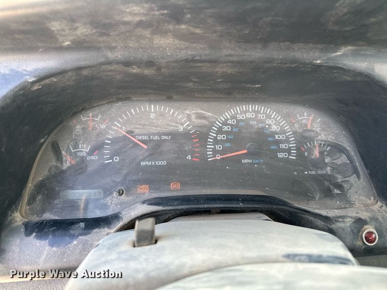 image for item LR9654 1998 Dodge Ram 3500  flatbed pickup truck