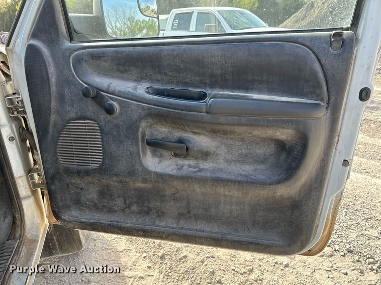 image for item LR9654 1998 Dodge Ram 3500  flatbed pickup truck