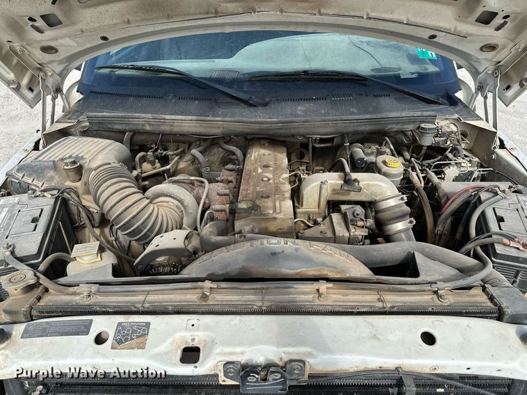 image for item LR9654 1998 Dodge Ram 3500  flatbed pickup truck