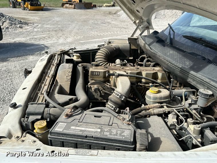 image for item LR9654 1998 Dodge Ram 3500  flatbed pickup truck