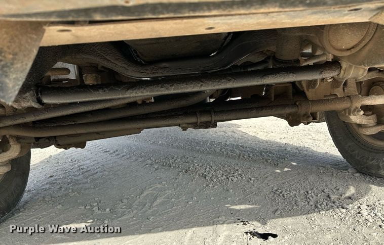 image for item LR9654 1998 Dodge Ram 3500  flatbed pickup truck