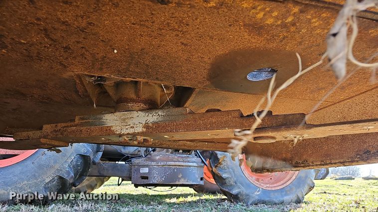 image for item LR9656 Kubota M108S  MFWD tractor