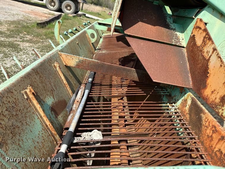 image for item LR9657 Koehring K  chip spreader