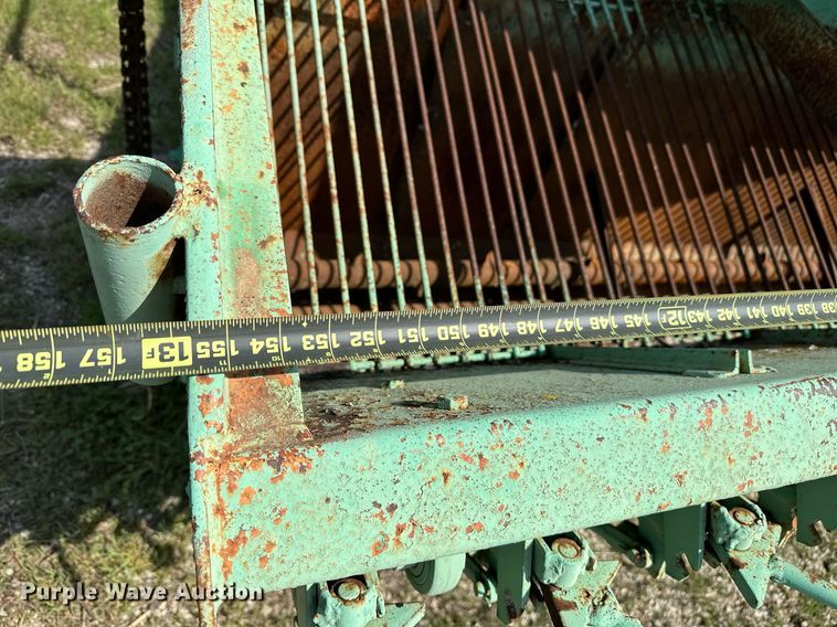 image for item LR9657 Koehring K  chip spreader