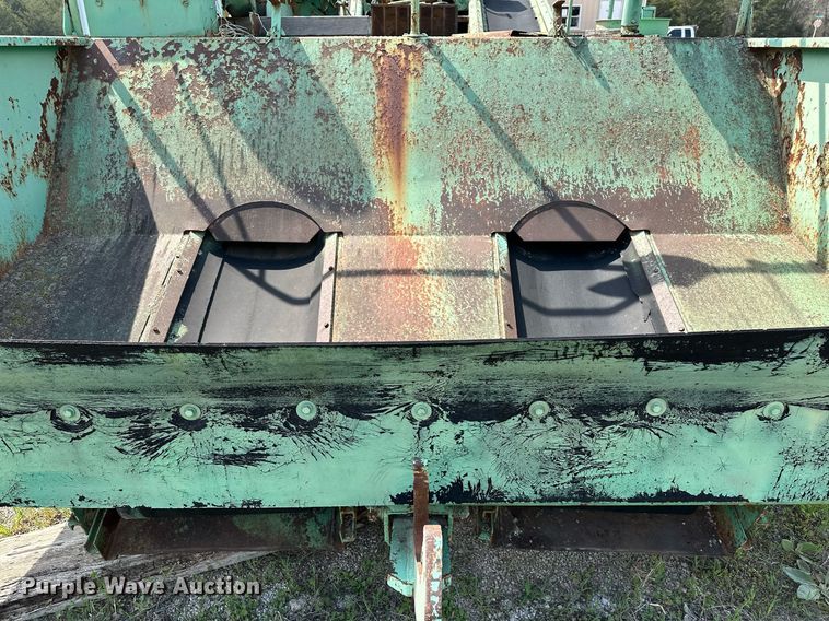 image for item LR9657 Koehring K  chip spreader