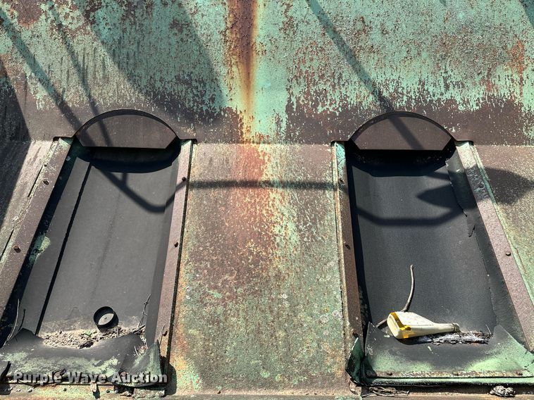 image for item LR9657 Koehring K  chip spreader