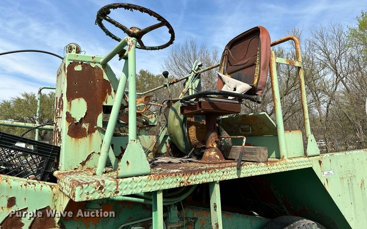 image for item LR9657 Koehring K  chip spreader