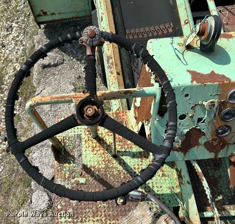 image for item LR9657 Koehring K  chip spreader