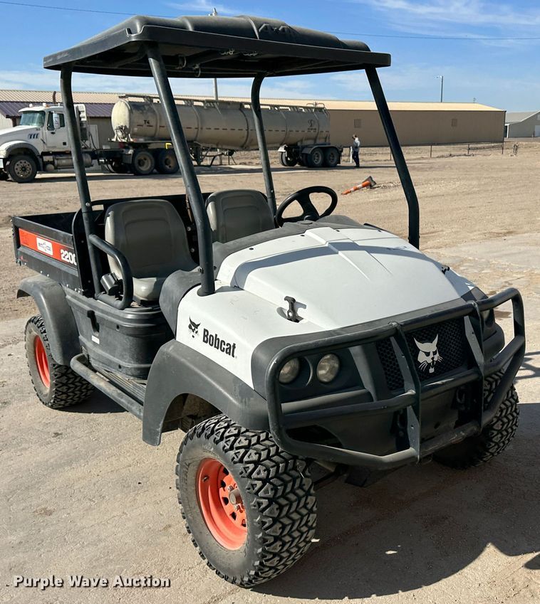image for item LT9273 2007 Bobcat 2200  utility vehicle