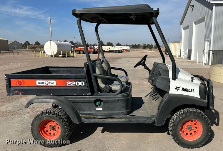 image for item LT9273 2007 Bobcat 2200  utility vehicle