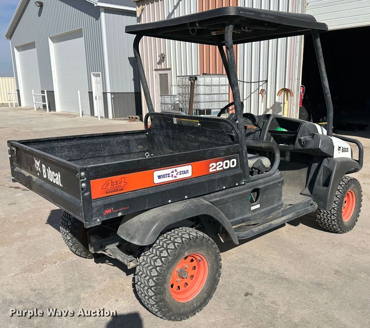 image for item LT9273 2007 Bobcat 2200  utility vehicle