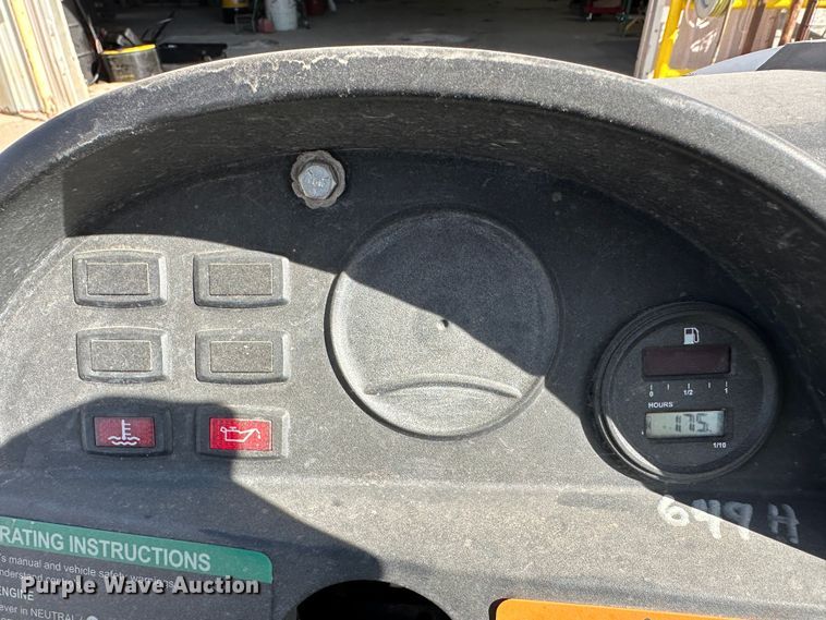 image for item LT9273 2007 Bobcat 2200  utility vehicle