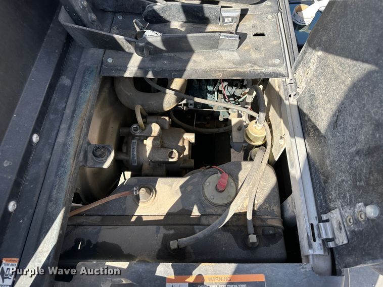 image for item LT9273 2007 Bobcat 2200  utility vehicle