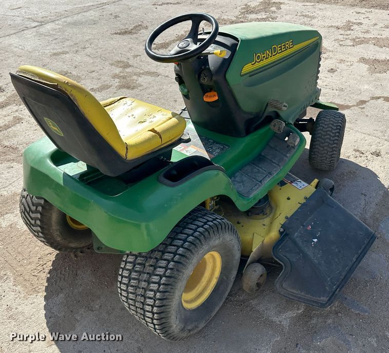 image for item LT9274 John Deere LT180  lawn mower
