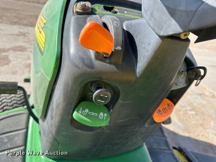 image for item LT9274 John Deere LT180  lawn mower