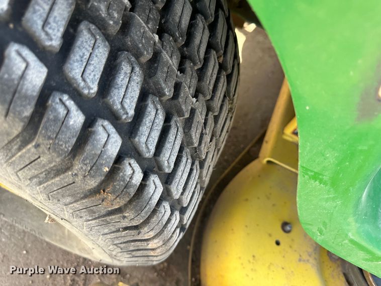 image for item LT9274 John Deere LT180  lawn mower