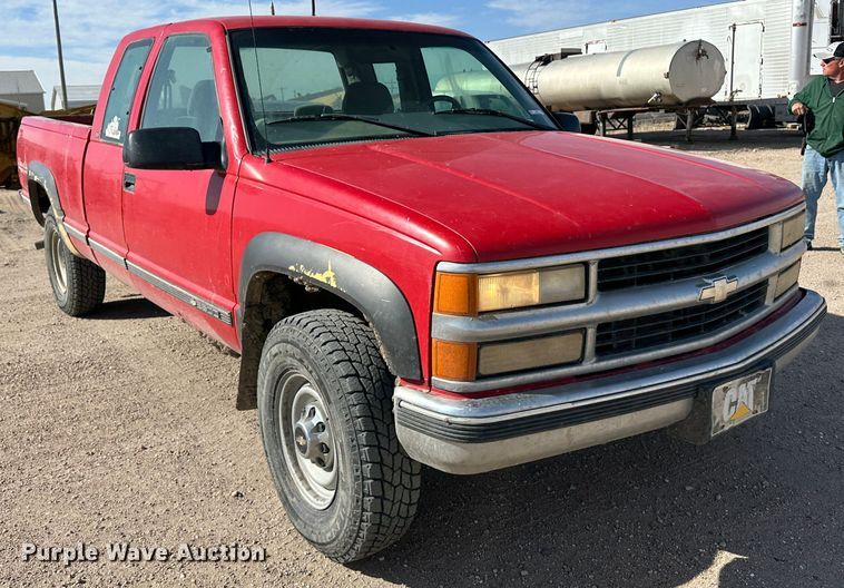 image for item LT9275 1998 Chevrolet K2500  Ext. Cab pickup truck