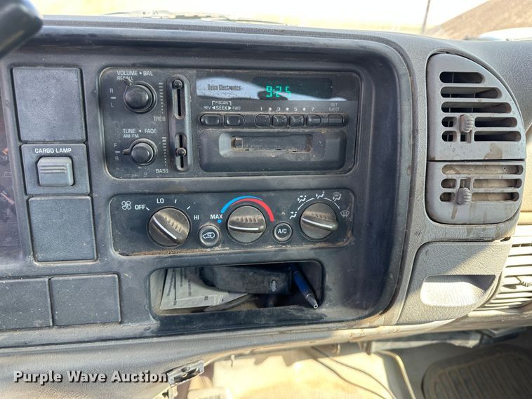 image for item LT9275 1998 Chevrolet K2500  Ext. Cab pickup truck