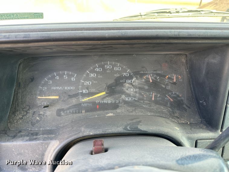 image for item LT9275 1998 Chevrolet K2500  Ext. Cab pickup truck