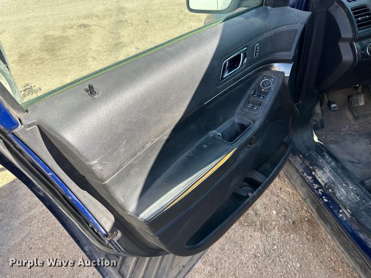 image for item LT9276 2015 Ford Explorer Police Interceptor  SUV