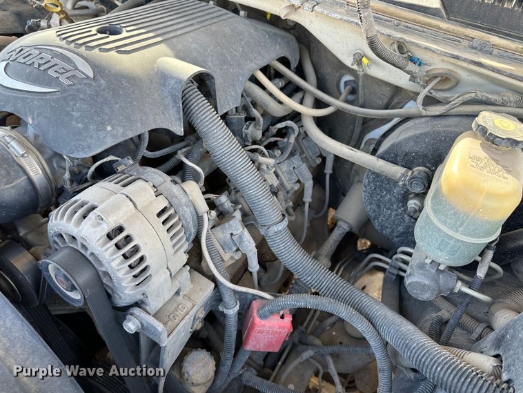 image for item LT9277 2002 GMC Sierra 1500  Ext. Cab pickup truck