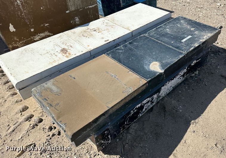 image for item LT9280 Automotive parts