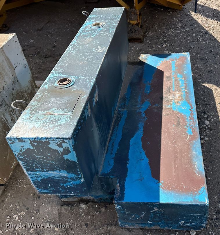 image for item LT9280 Automotive parts