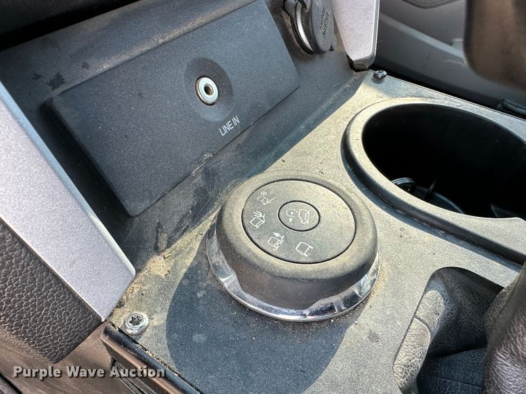 image for item LT9282 2013 Ford Explorer  SUV