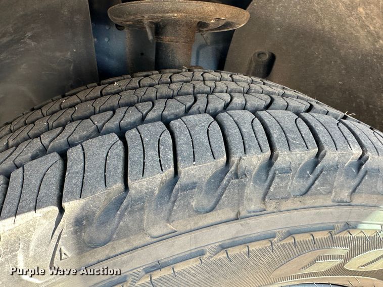 image for item LT9282 2013 Ford Explorer  SUV