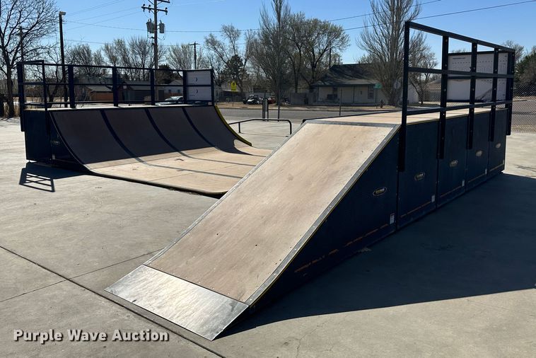 image for item LT9290 Woodward skate park equipment