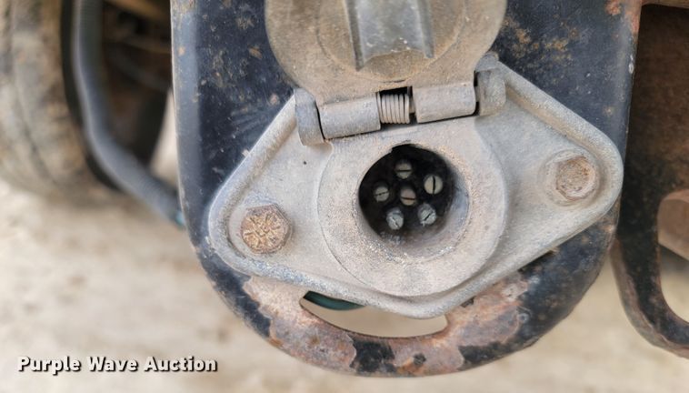 image for item LV9391 2004 Chevrolet Silverado 2500 HD  pickup truck