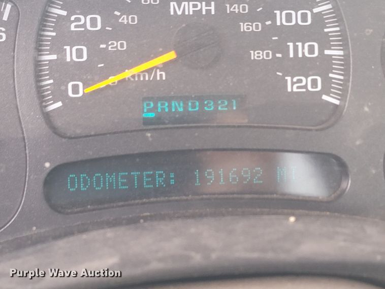 image for item LV9391 2004 Chevrolet Silverado 2500 HD  pickup truck